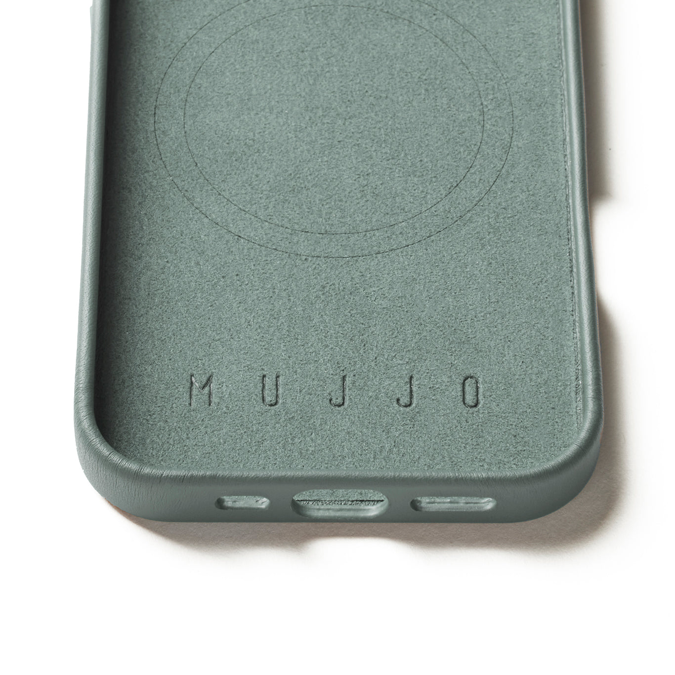 Full Leather Case for iPhone 16 Pro / フルレザーケース - ペールグリーン