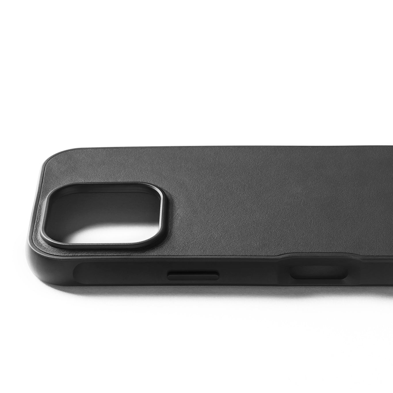 iPhone 16 Pro Shield Case / シールドケース - ブラック