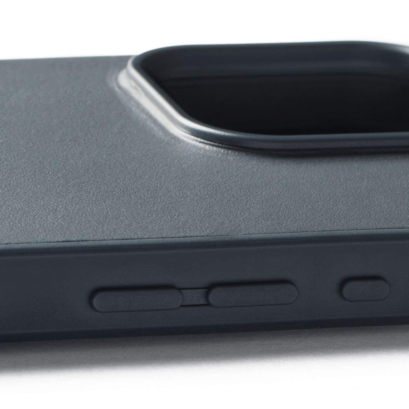 iPhone 16 Pro Shield Case / シールドケース - ダークブルー